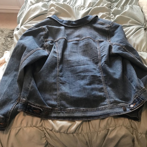 Old navy denim jacket - Picture 3 of 3